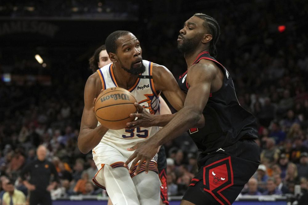 次以嘉宾身 次以嘉宾身