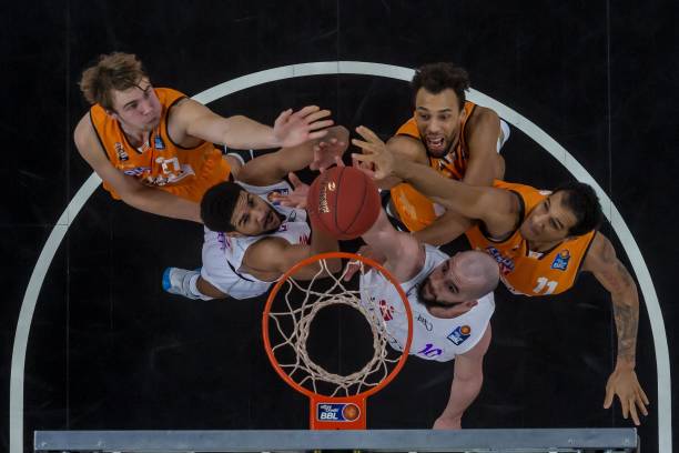 与这些案例 与这些案例